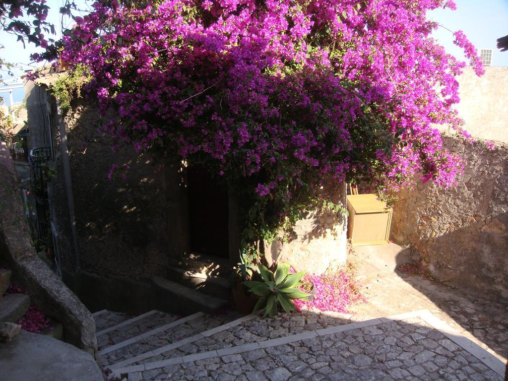 Hotel Kennedy SantʼAlessio Siculo Esterno foto